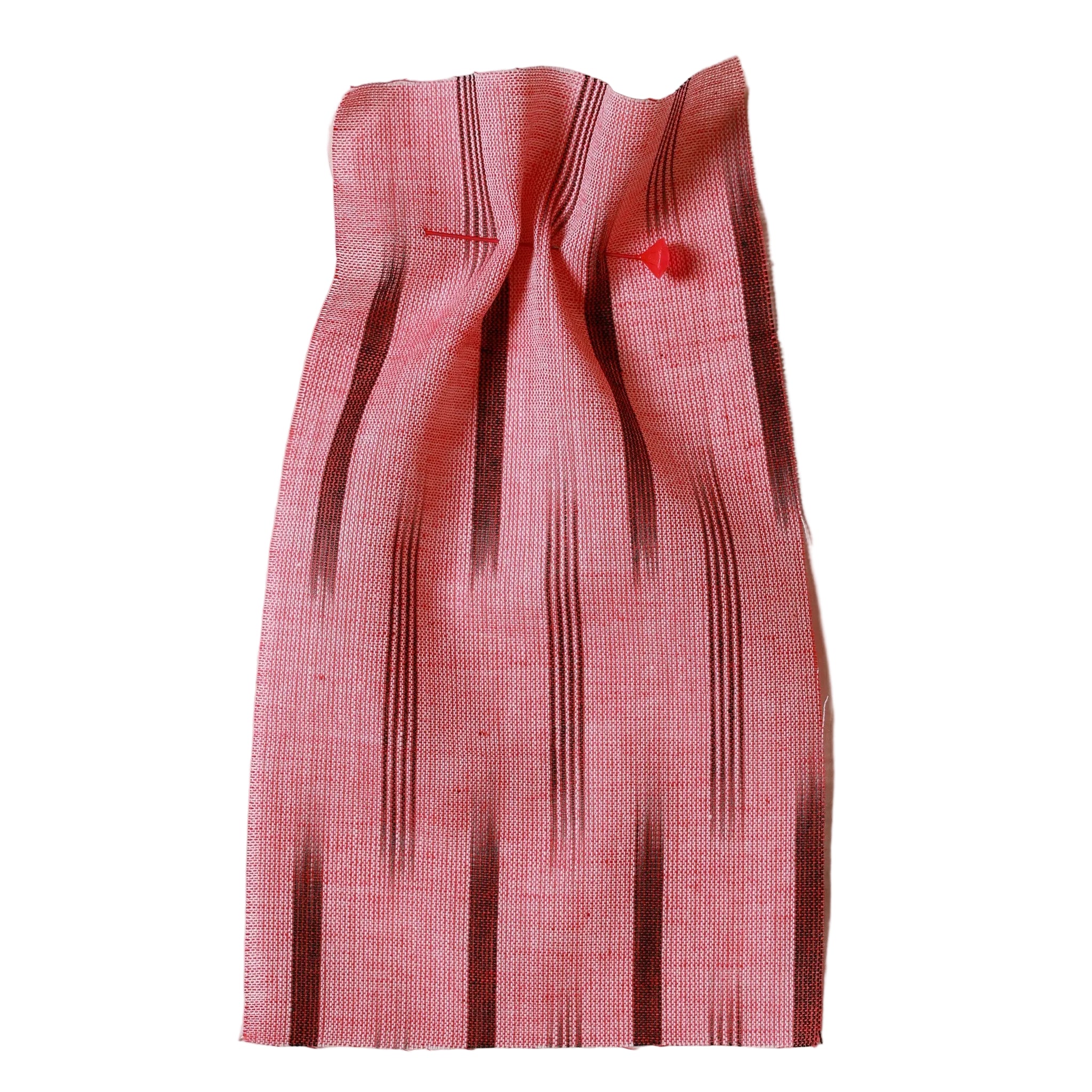 Red and aubergine patterned fabric on a beige background, ikat collection ATELIER A.PUUR.A 